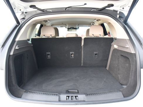 Used 2023 Lincoln Corsair Standard image 18