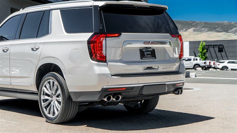 Used 2021 GMC Yukon Denali w/ Denali Ultimate Package AWD/4WD image 13