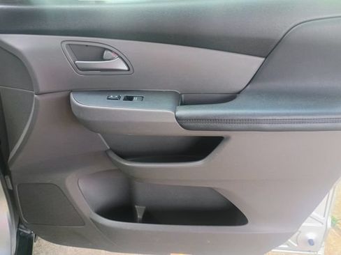Used 2011 Honda Odyssey EX-L image 43