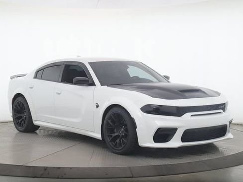 Used 2023 Dodge Charger SRT Hellcat w/ Harman/Kardon Audio Group RWD image 2