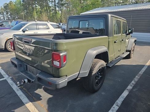 Used 2023 Jeep Gladiator Sport w/ Trailer Tow Package image 3