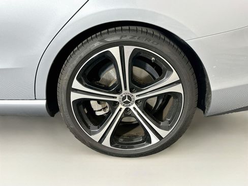 Used 2022 Mercedes-Benz C 300 Sedan w/ Exclusive Trim Package image 11