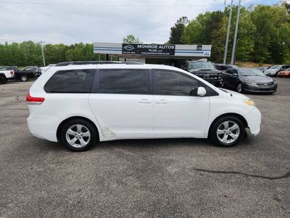 Used 2013 Toyota Sienna LE
