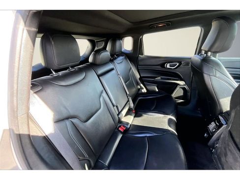 Used 2025 Jeep Compass Limited w/ High Altitude Package image 23