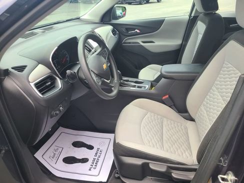 Used 2018 Chevrolet Equinox LS AWD/4WD image 10
