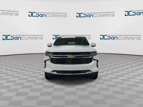 Used 2021 Chevrolet Suburban LT AWD/4WD image 3
