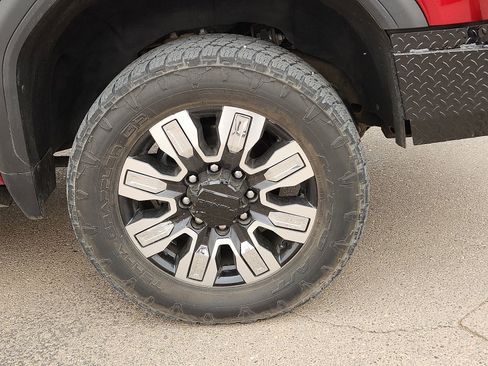 Used 2024 GMC Sierra 2500 Denali w/ Denali Reserve Package AWD/4WD image 7