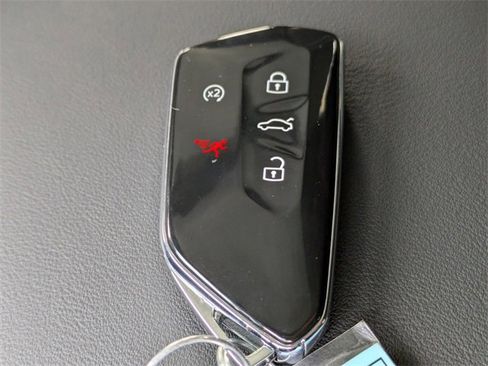 New 2026 Volkswagen Tiguan SE R-Line image 35