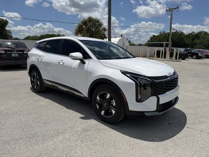 New 2027 Kia Sportage LX