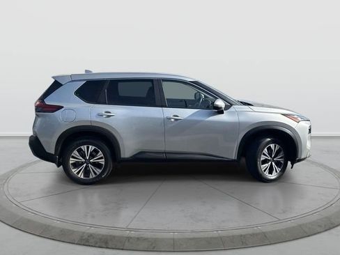 Certified 2023 Nissan Rogue SV image 3