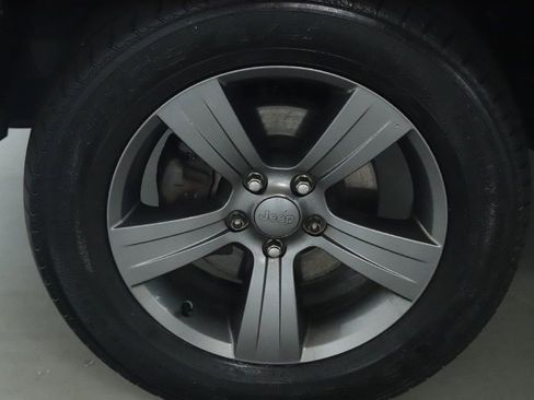 Used 2016 Jeep Patriot Sport w/ Power Value Group AWD/4WD image 34