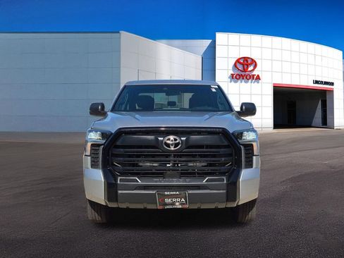 Used 2025 Toyota Tundra SR w/ SR Tow Package AWD/4WD image 4