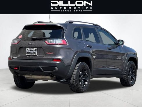 Used 2019 Jeep Cherokee Trailhawk w/ Comfort/Convenience Group AWD/4WD image 4