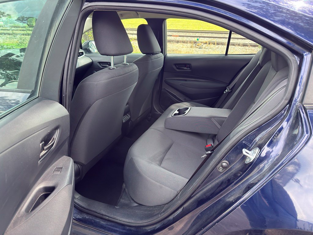 Used 2024 Toyota Corolla LE FWD image 3