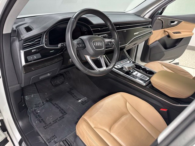 Used 2023 Audi Q7 2.0T Premium w/ Convenience Package AWD/4WD image 15