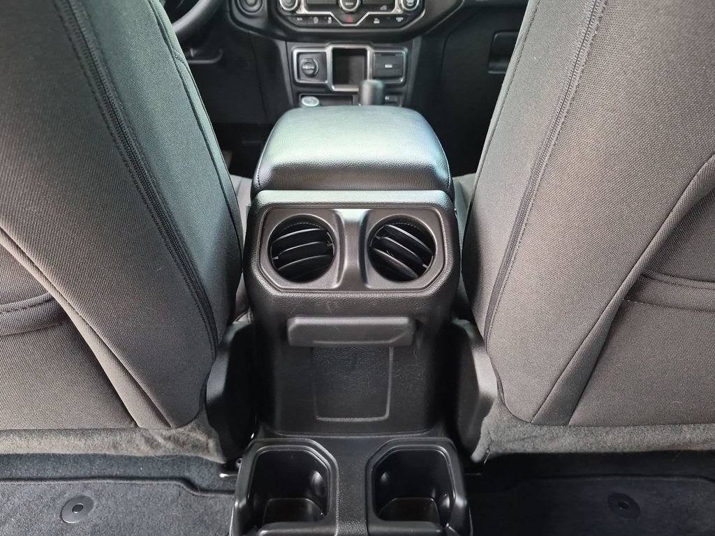 Used 2022 Jeep Wrangler Unlimited Sport AWD/4WD image 38