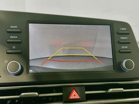 Used 2023 Hyundai Elantra SEL w/ Cargo Package FWD image 13