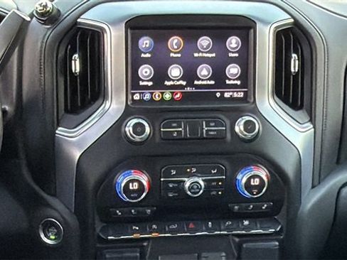 Used 2019 GMC Sierra 1500 SLT w/ SLT Premium Package image 17