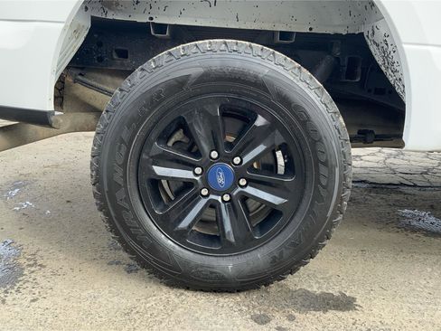 Used 2019 Ford F150 XLT w/ Trailer Tow Package image 28