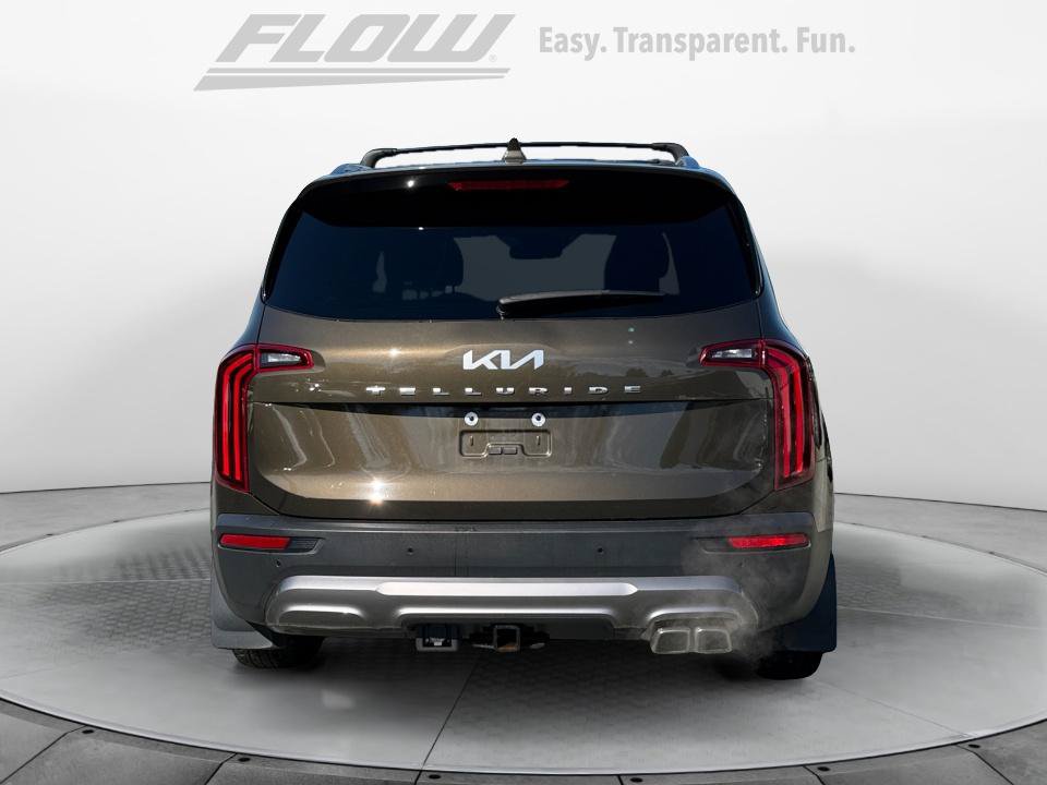 Used 2022 Kia Telluride SX w/ Towing Package FWD image 8