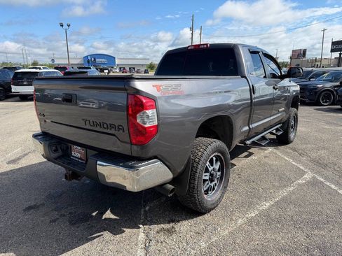 Used 2016 Toyota Tundra SR5 w/ SR5 Upgrade Package AWD/4WD image 5