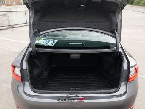 Used 2018 Lexus ES 350 w/ Premier Package image 44