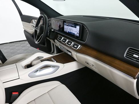 Certified 2025 Mercedes-Benz GLE 350 4MATIC image 23