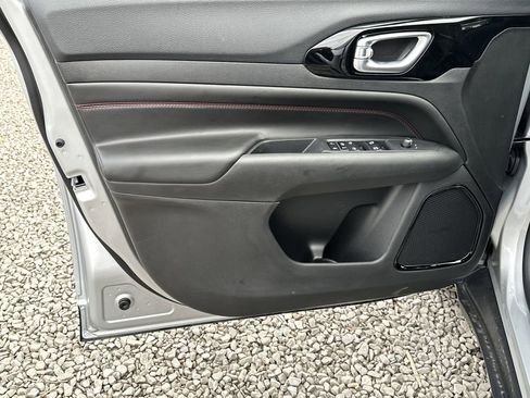 New 2026 Jeep Compass Trailhawk image 23