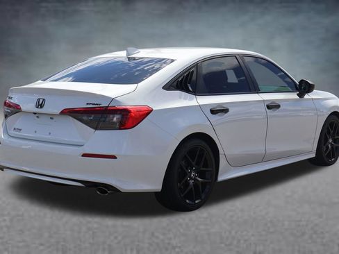 Used 2022 Honda Civic Sport image 3