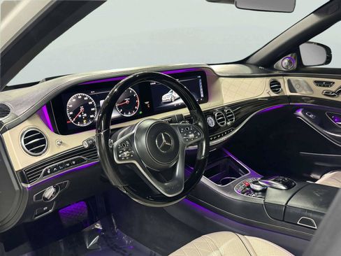Used 2019 Mercedes-Benz Maybach S 560 4MATIC image 29