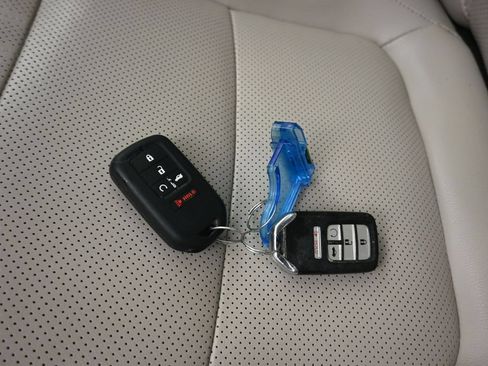 Used 2018 Honda Accord Touring image 56
