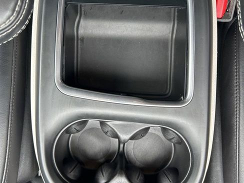 Used 2022 Chrysler Pacifica Touring-L FWD image 41