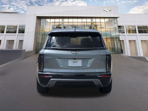 New 2026 Cadillac Vistiq Luxury w/ LPO, Floor Liner Package AWD/4WD image 4