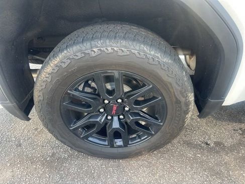 Certified 2024 GMC Sierra 1500 Elevation w/ Elevation Premium Package image 18