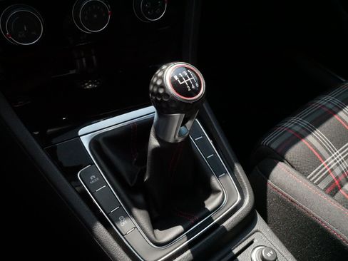 Certified 2020 Volkswagen GTI S FWD image 24