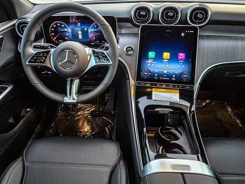 New 2026 Mercedes-Benz GLC 300 4MATIC image 29