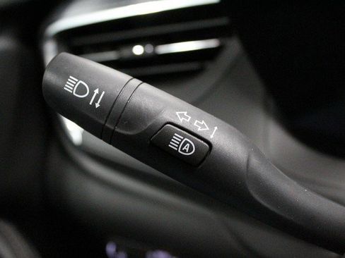 Certified 2024 Buick Encore GX Sport Touring image 21