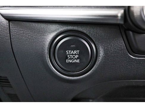 Certified 2025 MAZDA MAZDA3 s Sport image 26