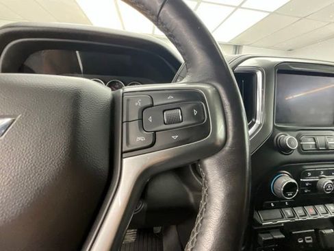 Used 2022 Chevrolet Silverado 2500 LT w/ Convenience Package AWD/4WD image 18