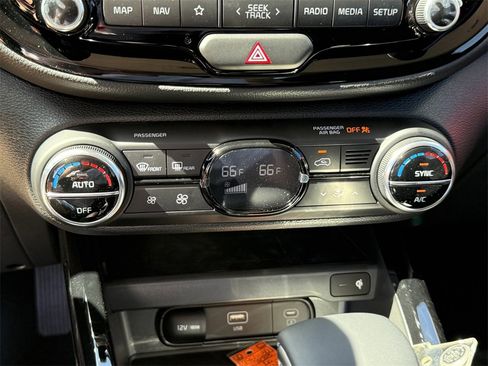 New 2025 Kia Soul GT-Line w/ GT-Line Technology Package image 24