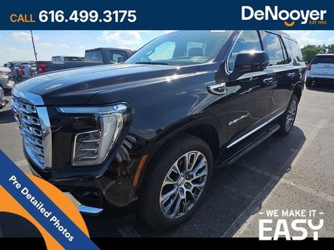 Used 2025 GMC Yukon Denali AWD/4WD image 1