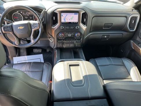Used 2022 Chevrolet Silverado 3500 High Country w/ Z71 Off-Road Package AWD/4WD image 2