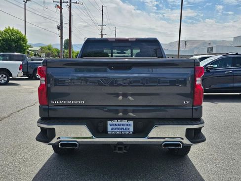 Used 2021 Chevrolet Silverado 1500 LT w/ Z71 Off-Road Package AWD/4WD image 4