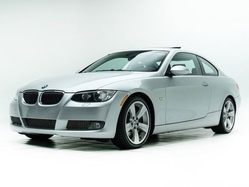 Used 2008 BMW 335i Coupe w/ Premium Pkg image 8