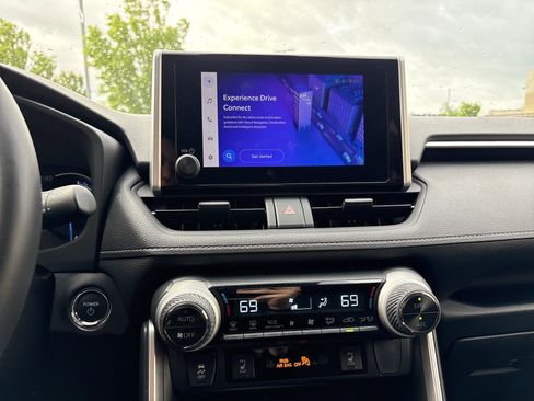 Used 2023 Toyota RAV4 XLE w/ XLE Grade Weather Package image 29