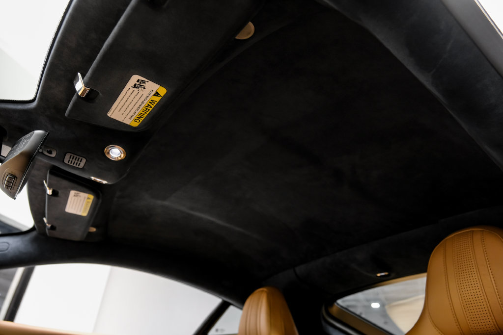 Used 2020 Aston Martin V8 Vantage Coupe RWD image 44