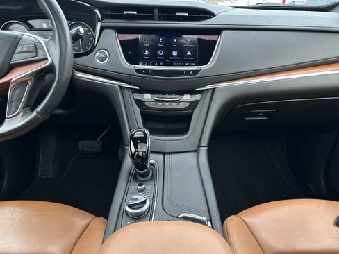 Used 2023 Cadillac XT5 Premium Luxury image 14
