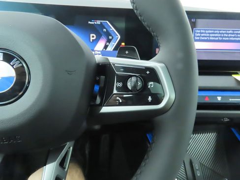 Used 2025 BMW X3 xDrive30i w/ Premium Package image 13