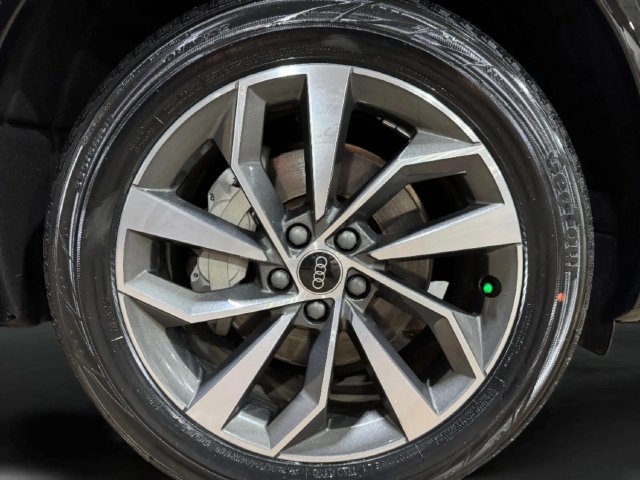 Used 2024 Audi Q5 2.0T Prestige AWD/4WD image 37