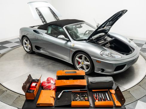 Used 2001 Ferrari 360 Spider image 37